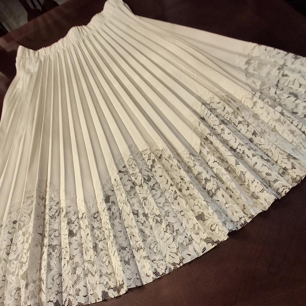 Nanette Lepore Pleated Lace Cream Midi A-Line Full Pull-on Skirt Women Medium - Picture 3 of 14